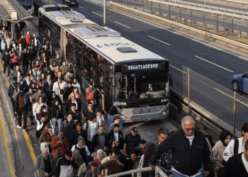 İstanbul'da Toplu Ulaşıma Büyük Zam!