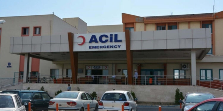 İzmir'de 16 Yaşındaki Liseli Evde Dehşet Saçtı!