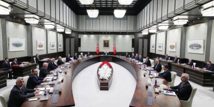 Kabine, Erdoğan başkanlığında toplandı: Masadaki konular neler?