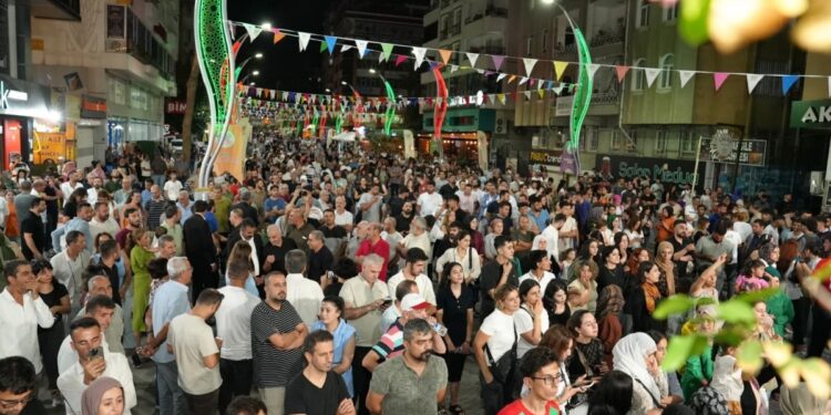 Kültür ve Sanat Günleri’nde Abdullah Öcalan’ın özgürlüğü talep edildi