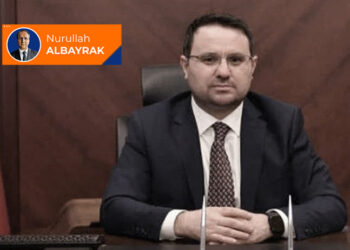 Kuyumcu terazisi değil, Saray terazisi hassasiyeti!