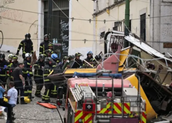 Lizbon’da tarihi füniküler raydan çıktı: En az 17 kişi öldü