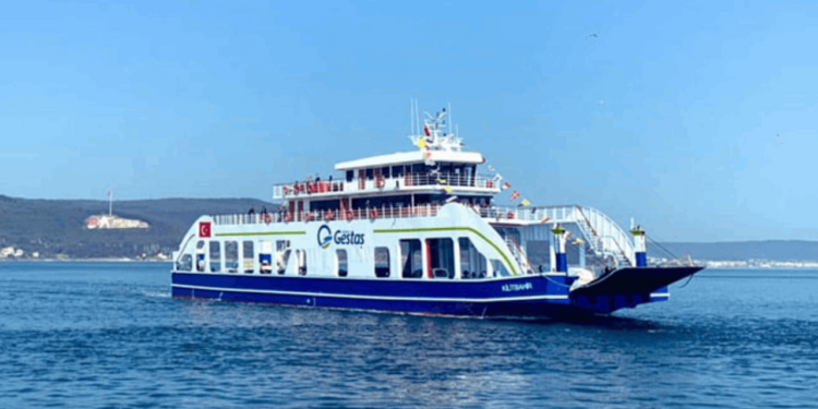 Marmara'da Deniz Ulaşımına Olumsuz Hava Koşulu Engeli