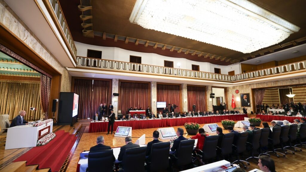 Meclis komisyonu 8'nci kez toplandı
