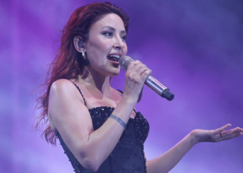 Melek Mosso’dan AKP'li Namlı’ya Yanıt: 'Canımın İstediğini Giyeceğim!'