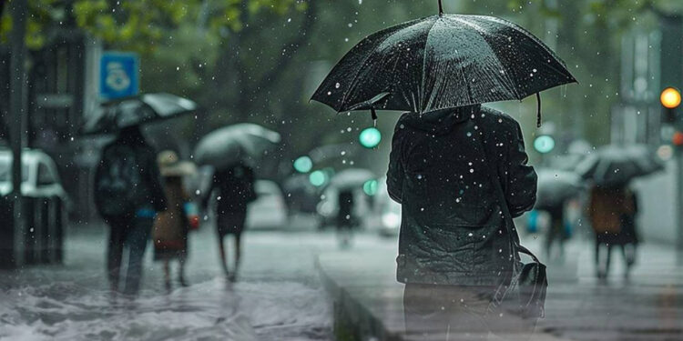 Meteoroloji’den Kuvvetli Yağış ve Fırtına Uyarısı: Karadeniz Alarmda