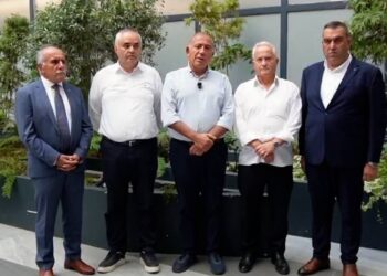 Müjdat Gürbüz de kayyım heyetinden çekildi