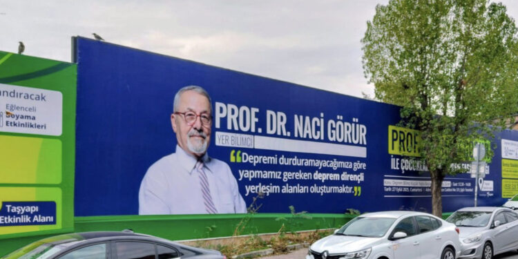 Naci Görür'den "Taş Yapı" açıklaması