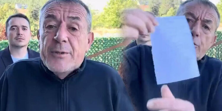 Oğluna Kız İstemeye Giden Baba Şoke Oldu! Gelinin İstek Listesi Ağızları Açık Bıraktı