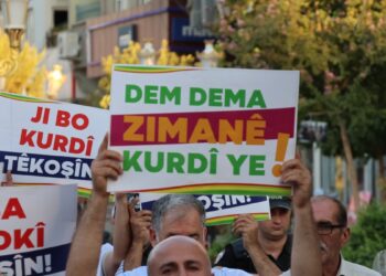 Okullar yarın açılıyor: Milyonlarca öğrenci anadilde eğitim hakkından mahrum