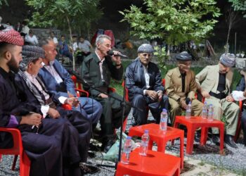 Qileban'da dengbêj dinletisi