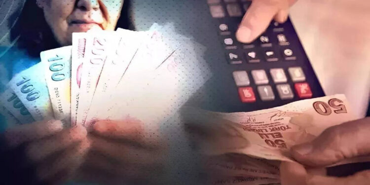 SGK Uzmanı 'Mümkün Değil' Diyerek Açıkladı! Ocak'ta Memur ve Emekli Maaşı İçin Net Rakamı Verdi: 2026 Yılında En Düşük Emekli Maaşı ne Kadar Olacak?