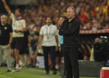 Sergen Yalçın'dan Yenilgi Sonrası Flaş Açıklama: 'Futbol Böyle Oynanmıyor!'