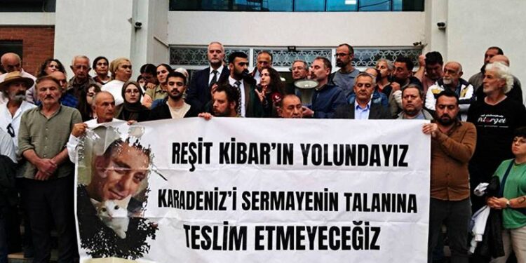 "Şirketlerin hukuku var, vadisini savunan köylünün hukuku yok"