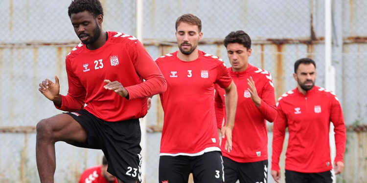 Sivasspor, Sarıyer Maçı İçin Hazırlıklarına Devam Ediyor