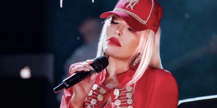 Süperstar Ajda Pekkan Harbiye’de Sahne Alıyor: Efsane Geri Dönüyor