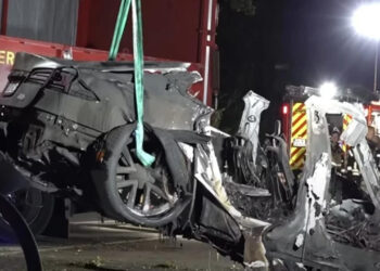 Tesla Kazasında Facia! 1’i Çocuk 3 Kişi Yanarak Can Verdi