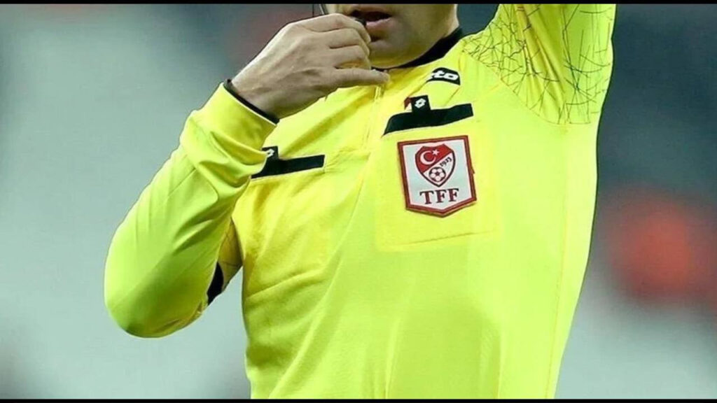 Türk Futbolunda Kara Leke! Maç Öncesi Hakeme Bıçaklı Saldırı