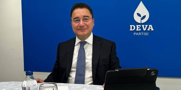 Türkiye kendi ayakları üzerinde durmak zorunda