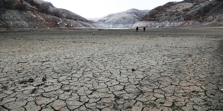 Türkiye'de Kuraklık Alarmı! Meteoroloji'den Korkutan Veriler
