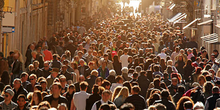 Türkiye’de Tasarruf Çıkmazı! Her 2 Kişiden 1’i Birikim Yapıyor, Diğeri Borçlu