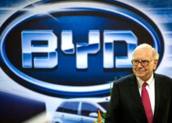 Ünlü yatırımcı Warren Buffett BYD hisselerini elden çıkardı: Şirketin hisseleri düştü