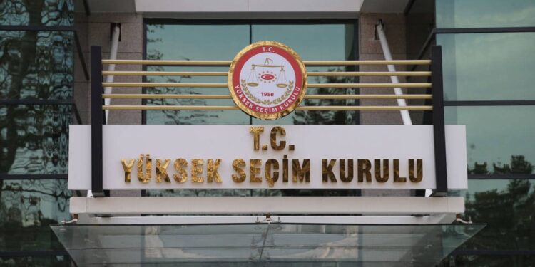 YSK: CHP İstanbul Olağanüstü İl Kongresi yapılabilir