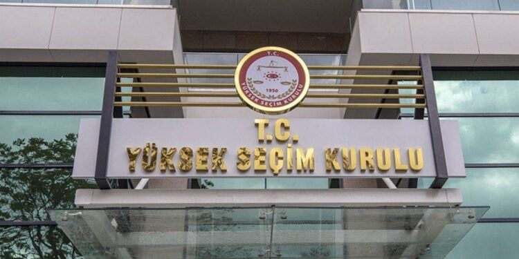 YSK, CHP'nin itirazını kabul etti: Kongreler sürecek