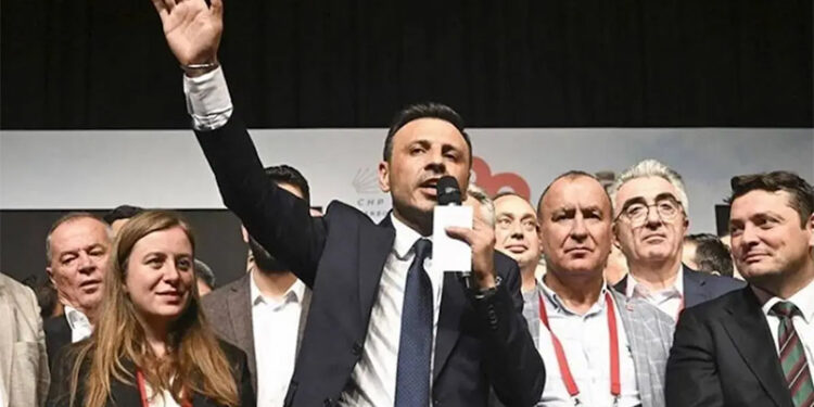 Yargı darbesiyle muhalefeti tasfiye etmenin, ekonomiye darbe olduğunu bir iktidar görmüyor olabilir mi?