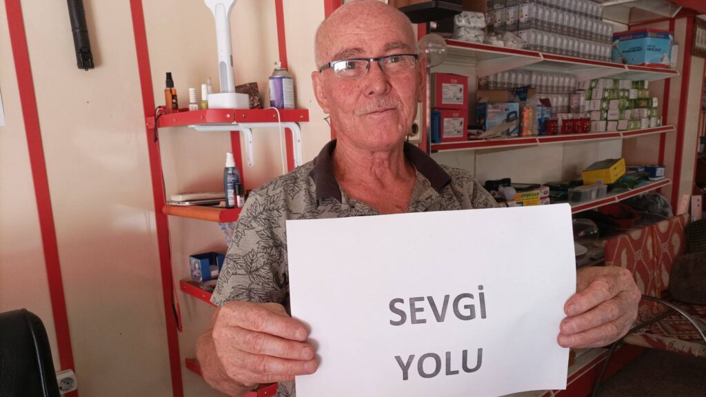 Yürüyüş yoluna "sevgi yolu" yazdı, mahkemelik oldu