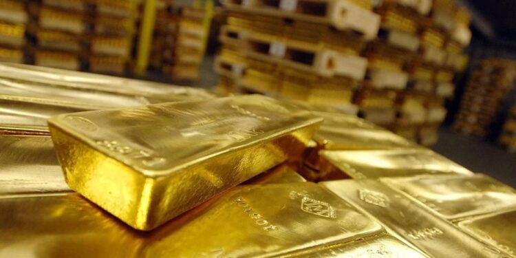 Deutsche Bank altın fiyat tahminini yükseltti