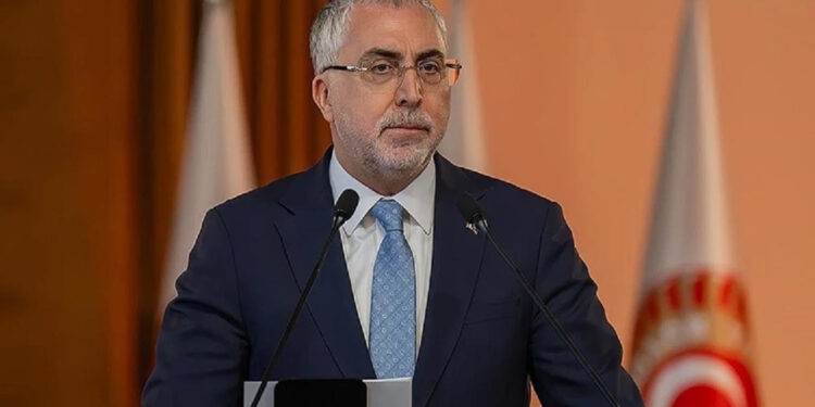 1 Yıl Beklenen Soruya Linkli Cevap: Bakan Işıkhan Kendi Sözünü Bile Açıklamadı