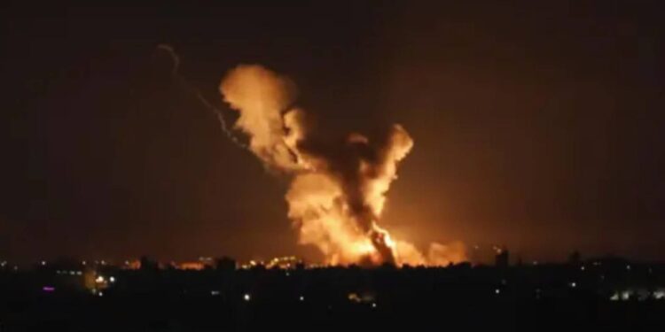 11 kişi yaralandı; Lübnan Cumhurbaşkanı, "Ateşkes ciddi şekilde ihlal edildi" dedi