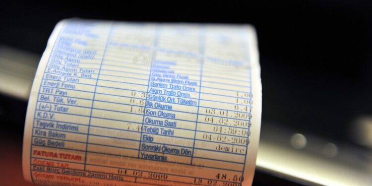 EPDK’dan yeni düzenleme: Elektrikte sınır düşüyor, fatura artıyor