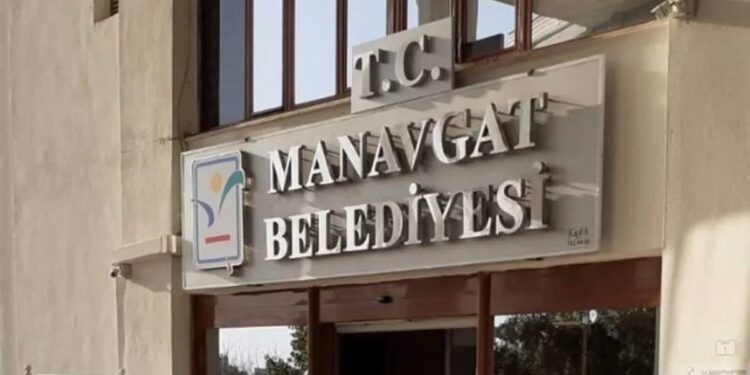 Manavgat Belediyesi soruşturmasında 24 gözaltı