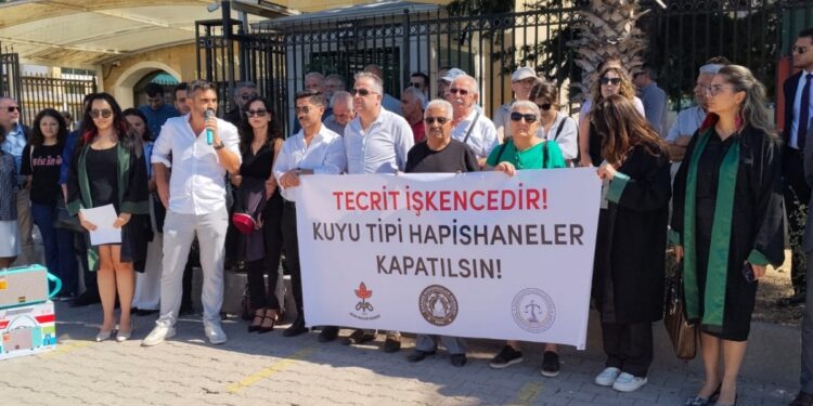 ‘Ölüm orucundaki Yılmaz’ın durumu kötüleşiyor’