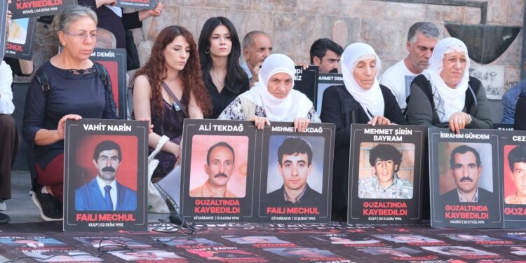 İHD ve kayıp yakınları Aslan, Narin ve Gümüş’ün akıbetini sordu