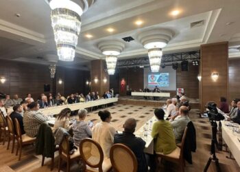 Gazetecilerden talep: Komisyon gazetecileri dinlemelidir