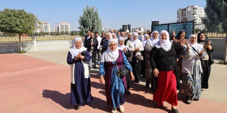 Cengiz Yaşar’ın taziyesine kitlesel ziyaret