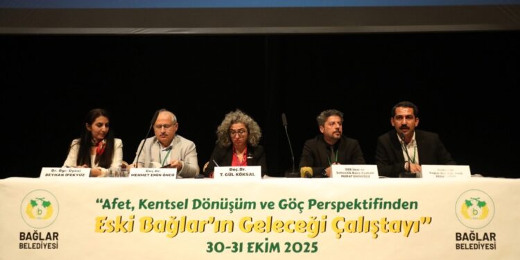 Amed’de çalıştay: Afetlere dayanıklı kentler yaratma hedefimiz var