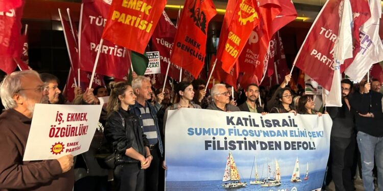 İsrail’in saldırıları protesto edildi