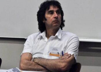 Prof. Ross’tan sürece destek: Türkiye tarihi fırsatı heba etmemeli
