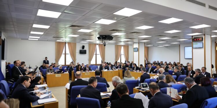 Bütçeye tepki: Kadınların tank, top, İHA, SİHA’ya ihtiyacı yok