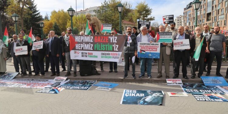 ‘Trump’un barışı, Filistin halkını teslim almayı hedefliyor’