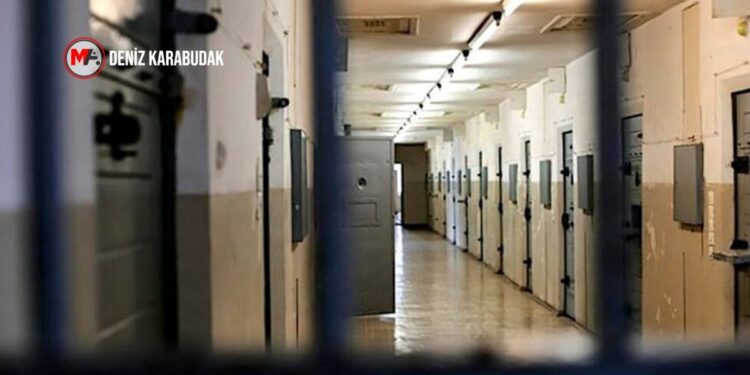 Yoğun bakımdaki gazeteci Aykol tutsakların sesi olmaya devam ediyor