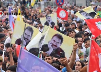 ‘Barış tek taraflı ilerleyemez, devlet adım atsın’