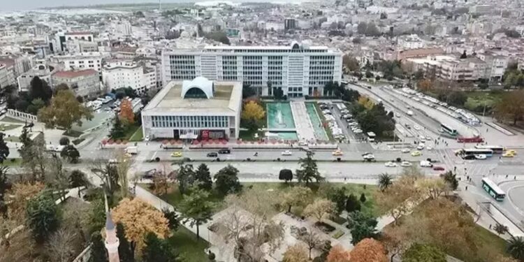 İBB soruşturmasında 4 kişi hakkında gözaltı kararı