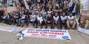 Çiğli Belediyesi’nde memurlar iş bıraktı