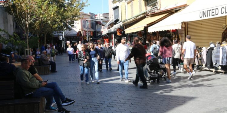 İzmir’de sürecin nabzı: Devletten adım bekliyoruz