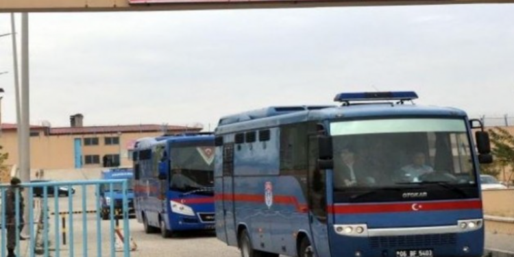 Hasta tutuklu ‘intihar etti’ iddiası